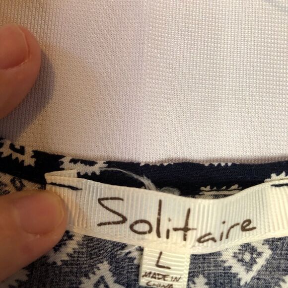 Solitaire Sleeveless Summer Top - Picture 4 of 5